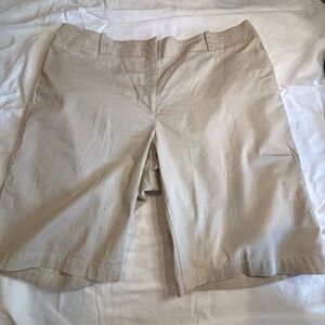 Talbots Plus Classic Tan Women's‎ Shorts